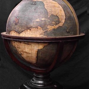 Terrestrial sphere dated to the end of the XVI century