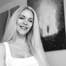 Anna Checchi