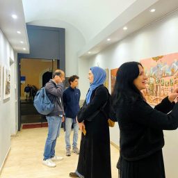 © RAW - Juanni Wang