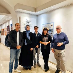 © RAW - Juanni Wang