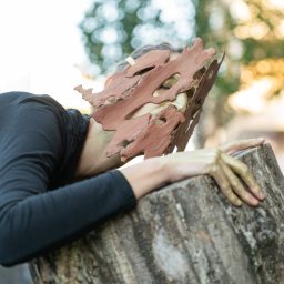 Cristiana Fasano. Wound. Log. Gold. Life. © RAW - Francesco Amorosino
