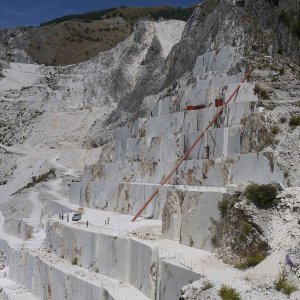 Illusione, Michelangelo quarry, Carrara, 2015