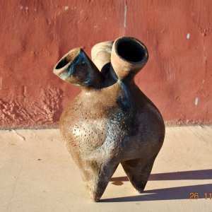 trilobate vase, stoneware, wood fired (1300°)
