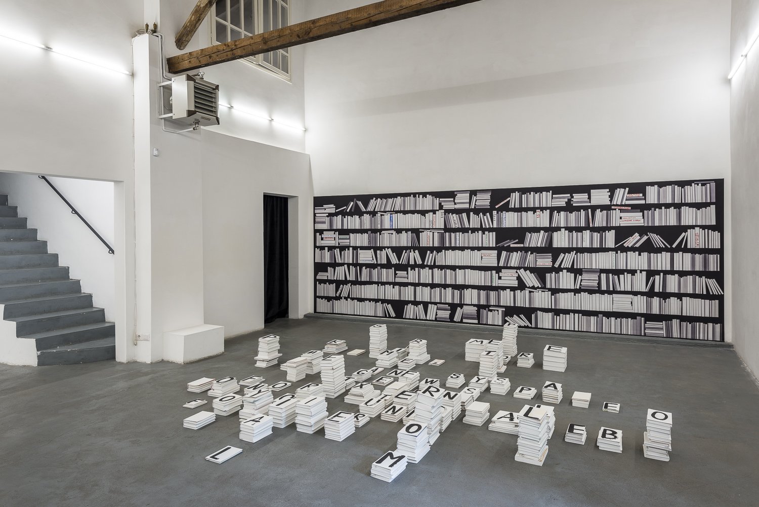 Jaro Varga, exhibition view della mostra About Books, 2018. Foto Sebastiano Luciano, courtesy AlbumArte