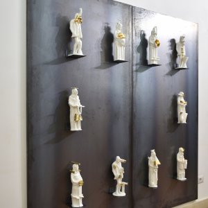 Figure show: Sculture in ceramica di Paolo Porelli