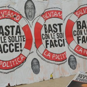 M.E.R.d.A. Manifesti Elettorali Rettificati da Asporto di Pino Boresta