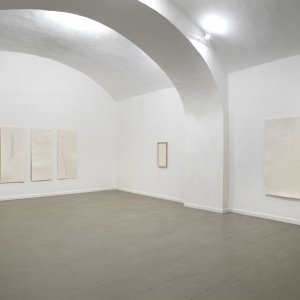 Beatrice Pediconi, Nude, curated by Cecilia Canziani, installation view, ph. Dario Lasagni